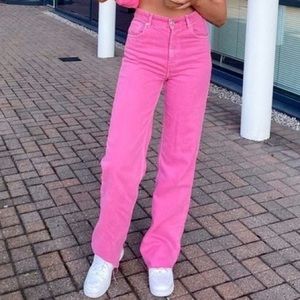 The viral Zara wide leg pink jeans. Size 0.